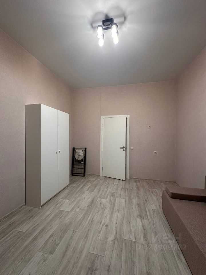 2-комнатная квартира, 58 м² — фотография 2