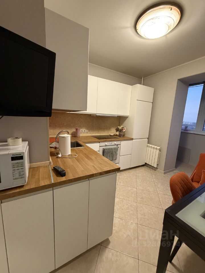 1-комнатная квартира, 49 м² — фотография 2