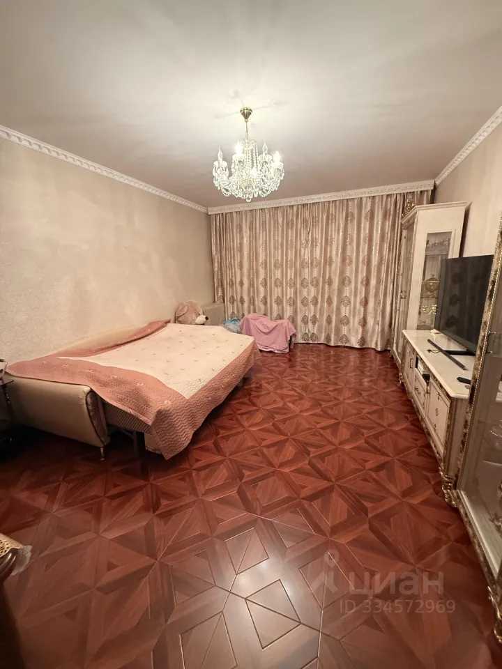 1-комнатная квартира, 56 м² — фотография 2