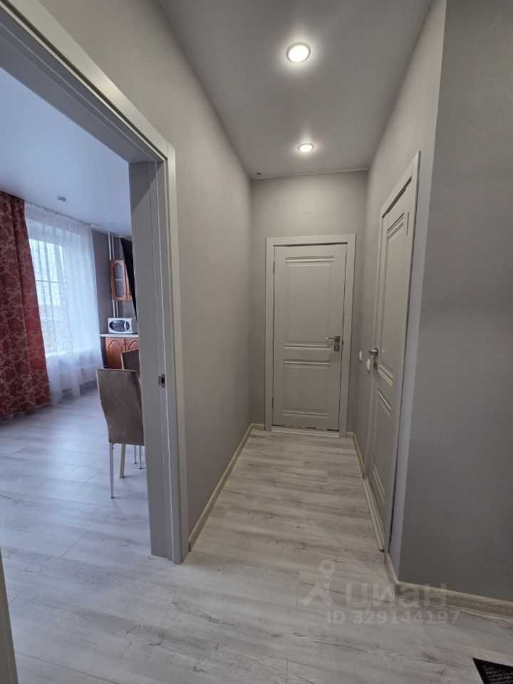 2-комнатная квартира, 42 м² — фотография 3