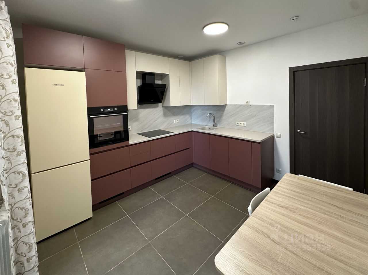 2-комнатная квартира, 56 м² — фотография 2