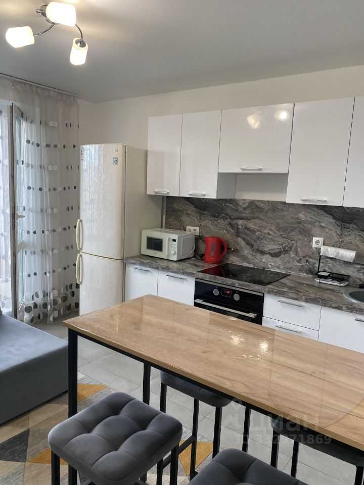 3-комнатная квартира, 81 м² — фотография 2