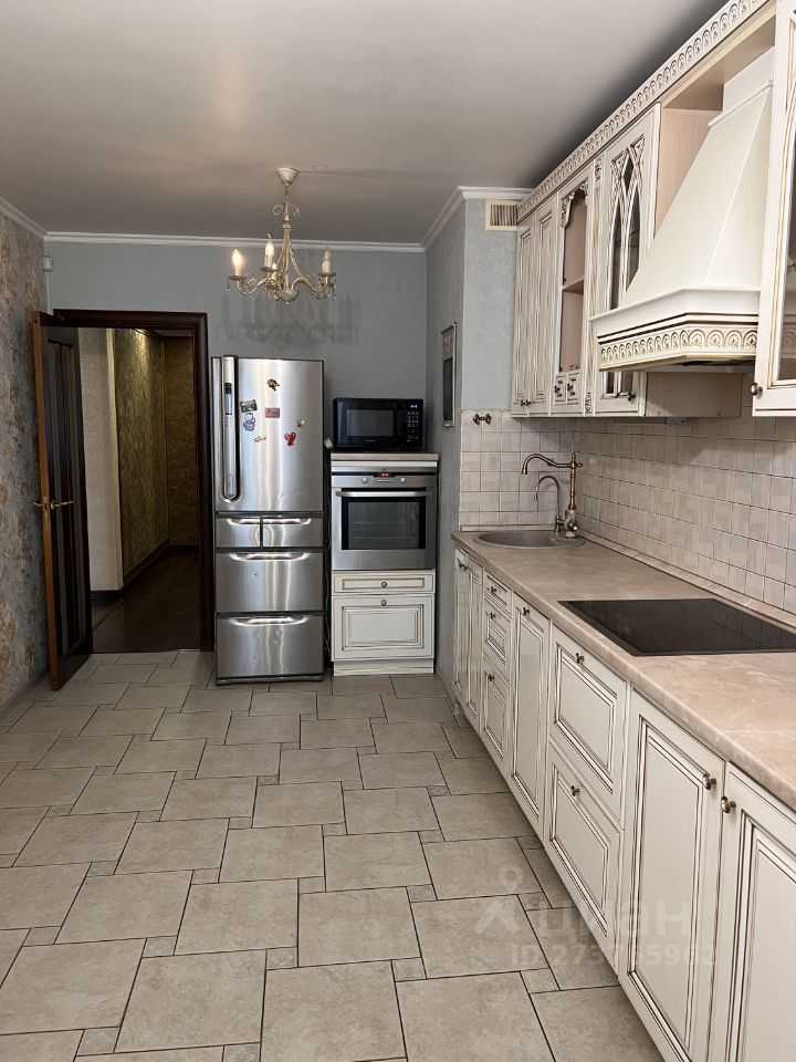 4-комнатная квартира, 127 м² — фотография 3