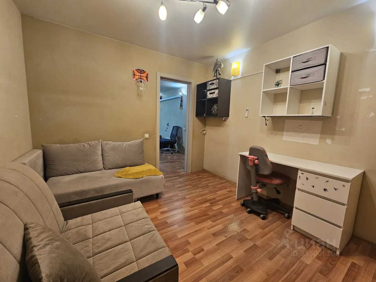 3-комнатная квартира, 54,3 м² — фотография 2
