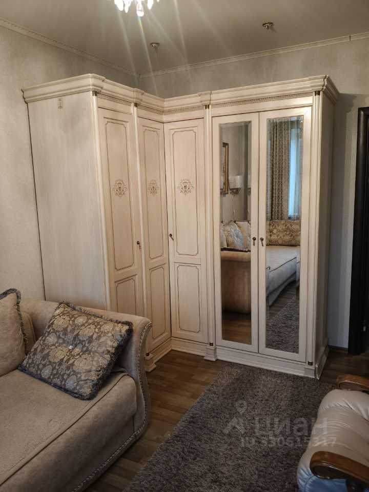 2-комнатная квартира, 72 м² — фотография 3