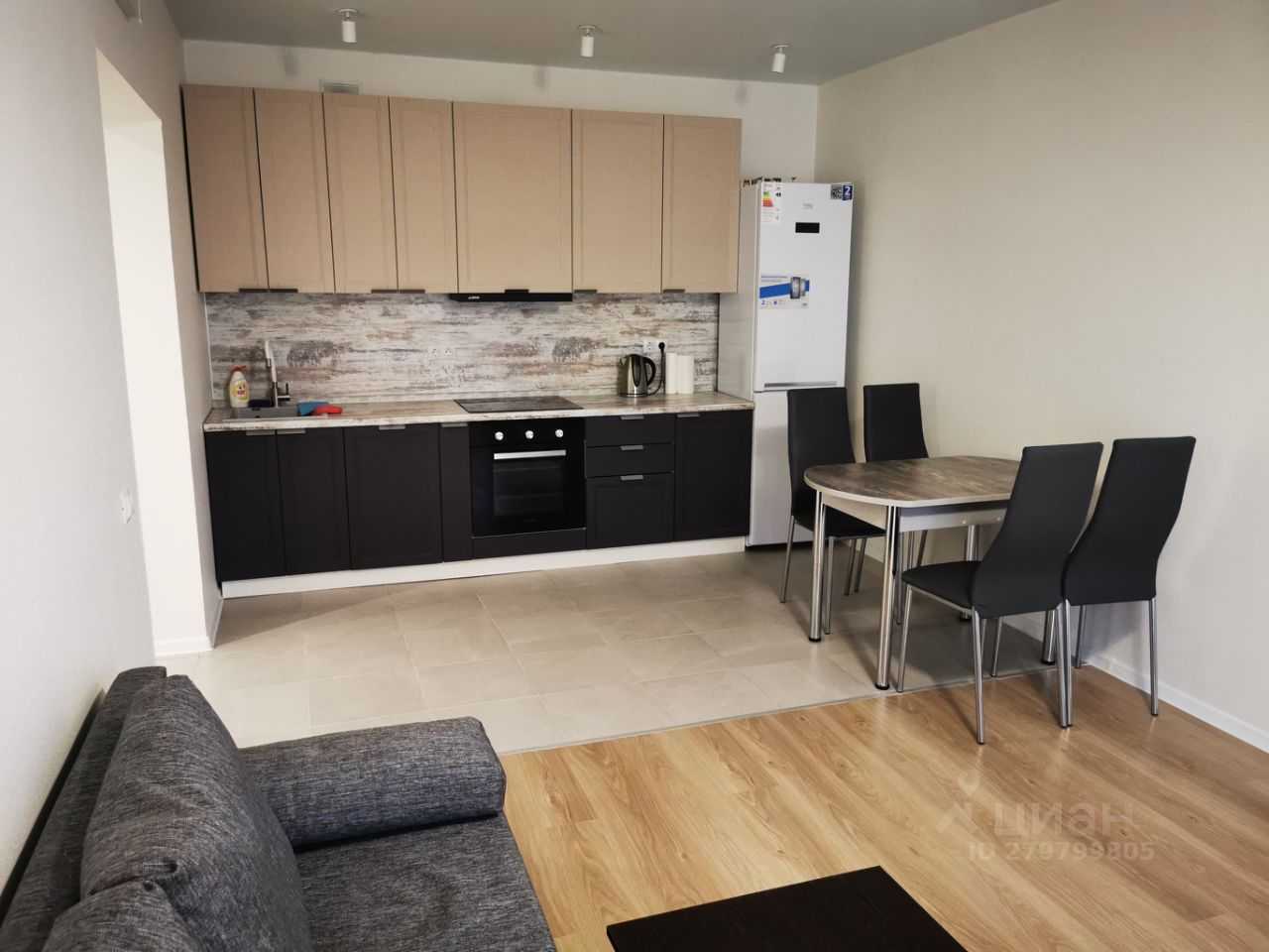 3-комнатная квартира, 56 м² — фотография 2