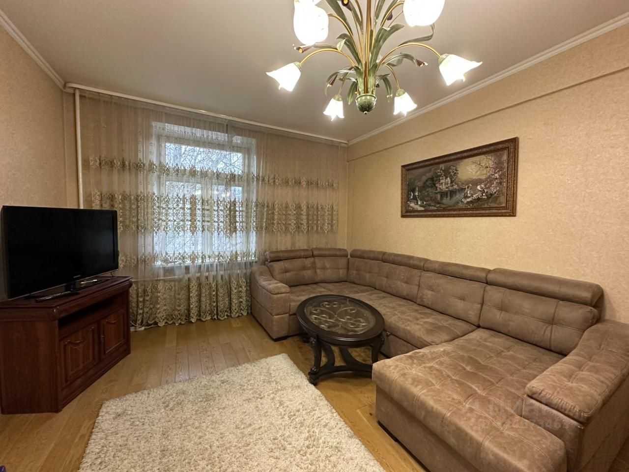 2-комнатная квартира, 70 м² — фотография 3