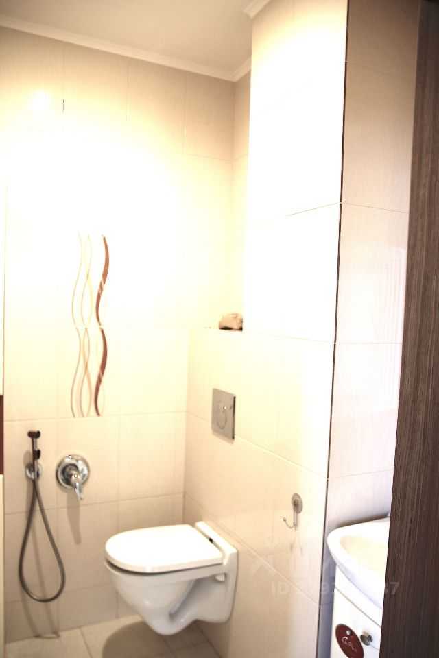 4-комнатная квартира, 133 м² — фотография 3