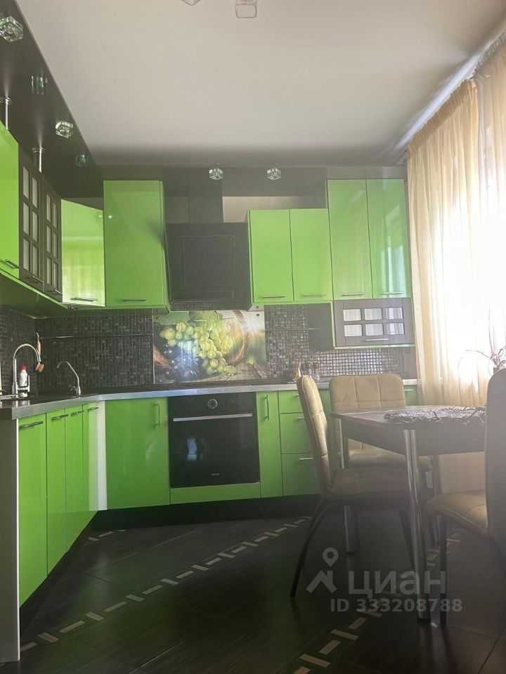 3-комнатная квартира, 102 м² — фотография 3