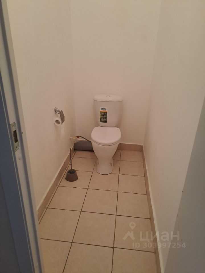 3-комнатная квартира, 72 м² — фотография 2