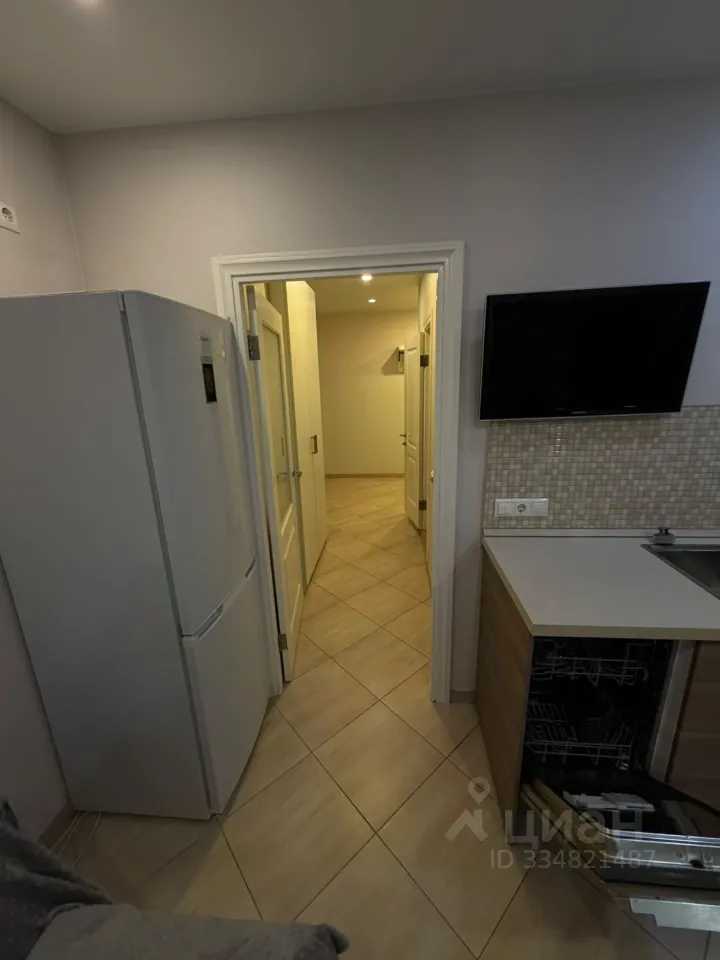 2-комнатная квартира, 60,4 м² — фотография 2