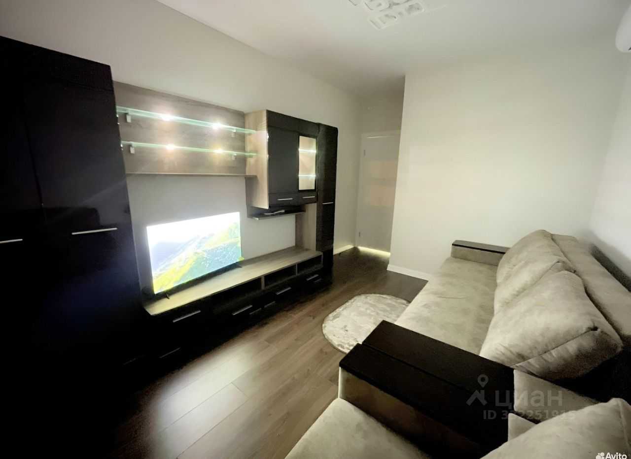 1-комнатная квартира, 37,6 м² — фотография 2