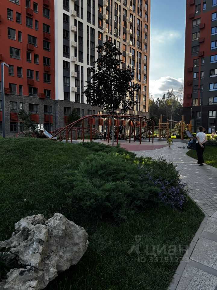 3-комнатная квартира, 75 м² — фотография 3