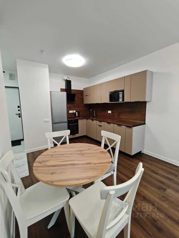 1-комнатная квартира, 38 м² — фотография 2