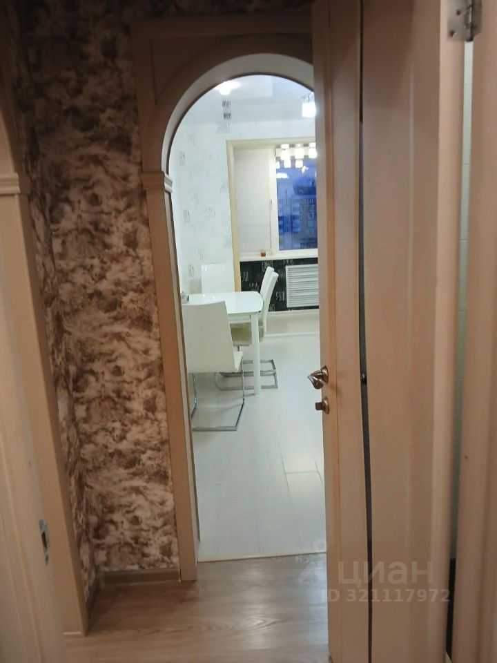 2-комнатная квартира, 70 м² — фотография 2