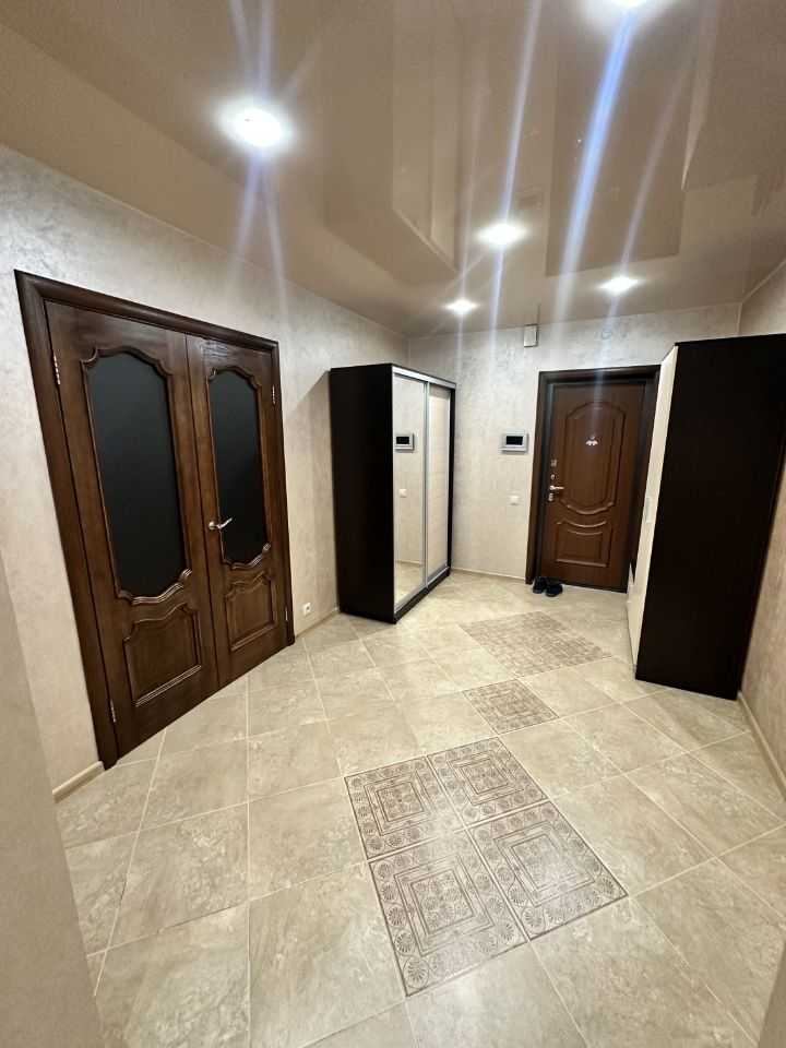 2-комнатная квартира, 92 м²