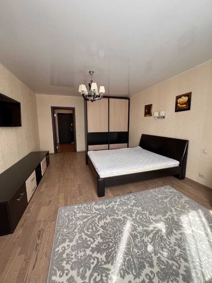 1-комнатная квартира, 54 м²