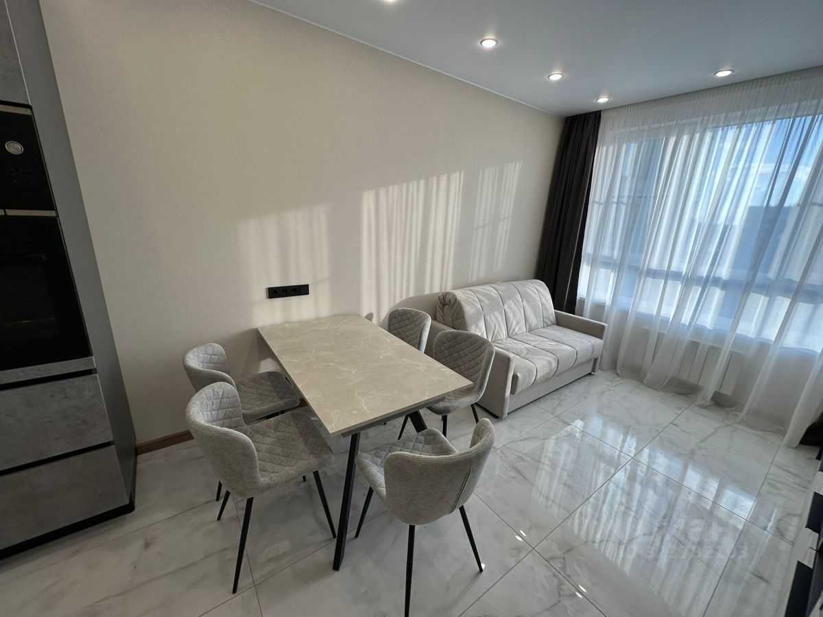 2-комнатная квартира, 78 м² — фотография 3