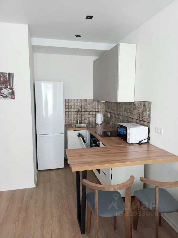 1-комнатная квартира, 35 м² — фотография 2
