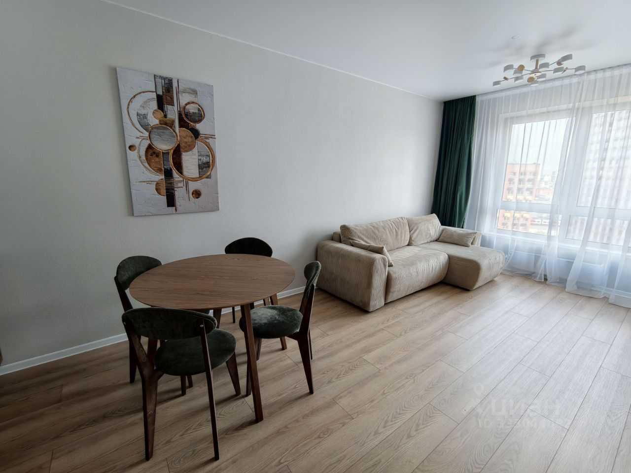 2-комнатная квартира, 65 м² — фотография 3