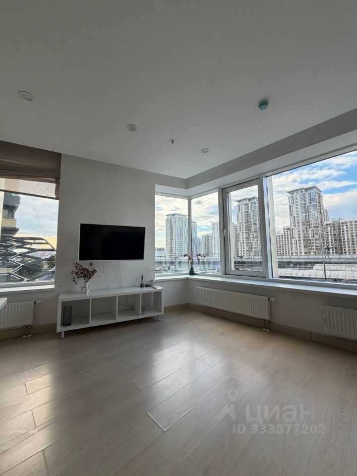 2-комнатная квартира, 52 м² — фотография 2