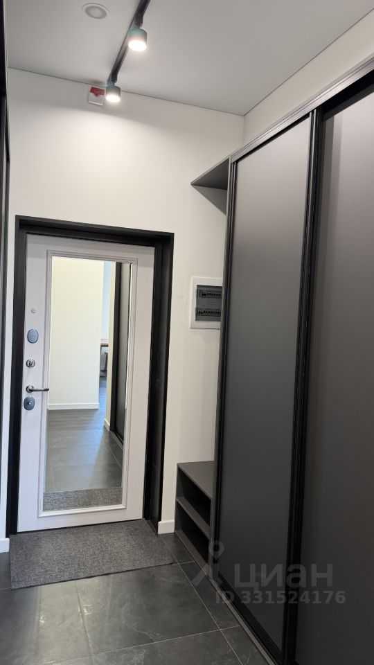 3-комнатная квартира, 74 м² — фотография 2