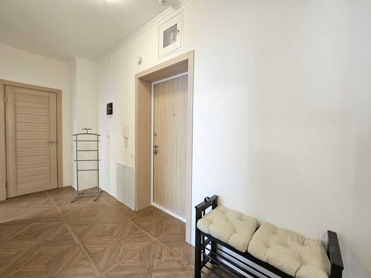 2-комнатная квартира, 55,4 м² — фотография 2