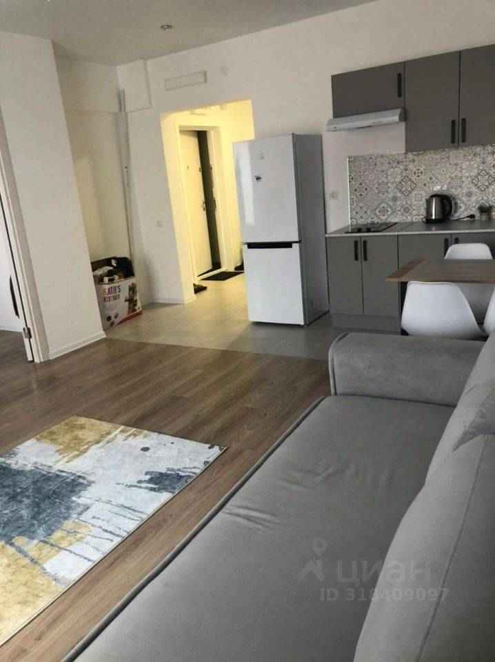 1-комнатная квартира, 46 м² — фотография 3