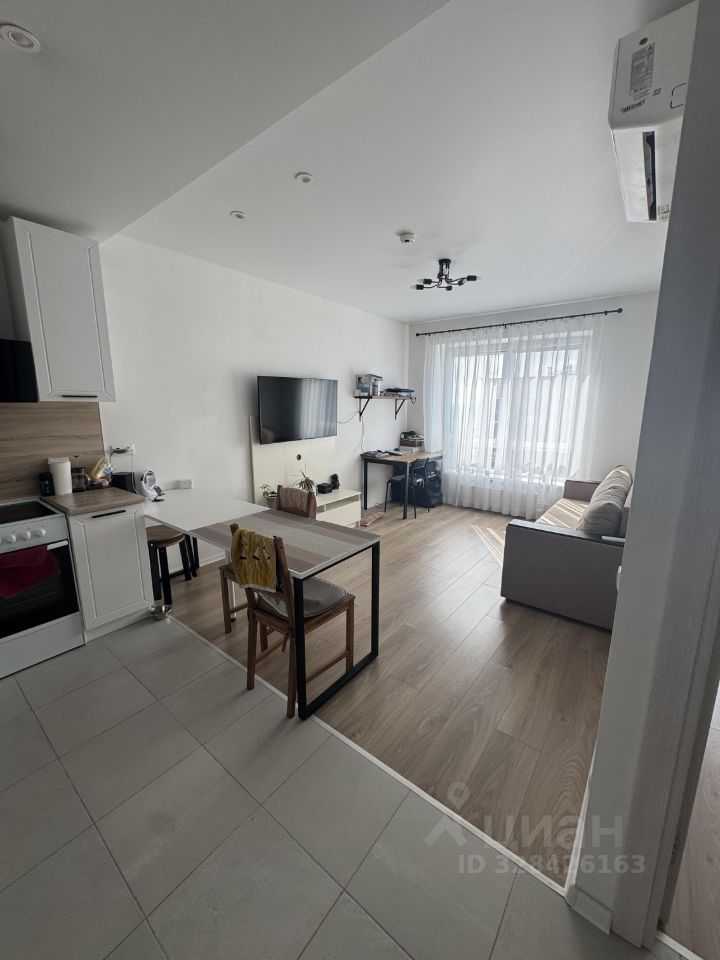 1-комнатная квартира, 35,6 м² — фотография 2