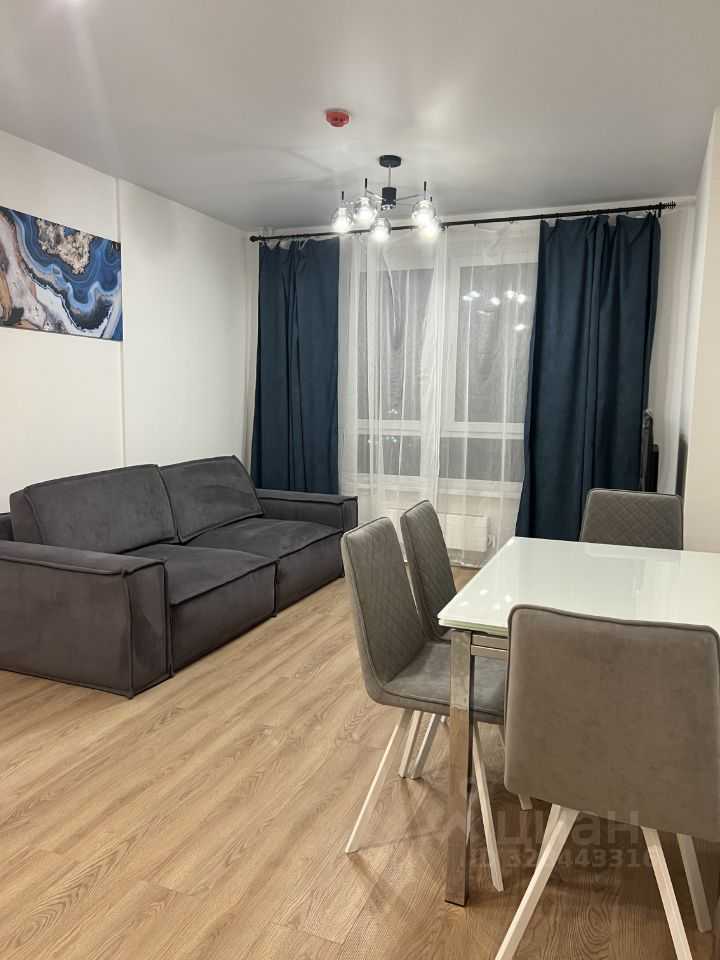 2-комнатная квартира, 70 м² — фотография 3
