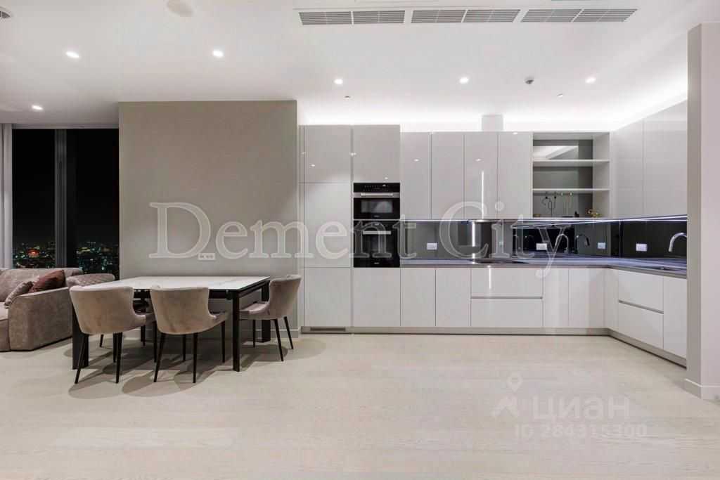 2-комнатная квартира, 83 м² — фотография 3