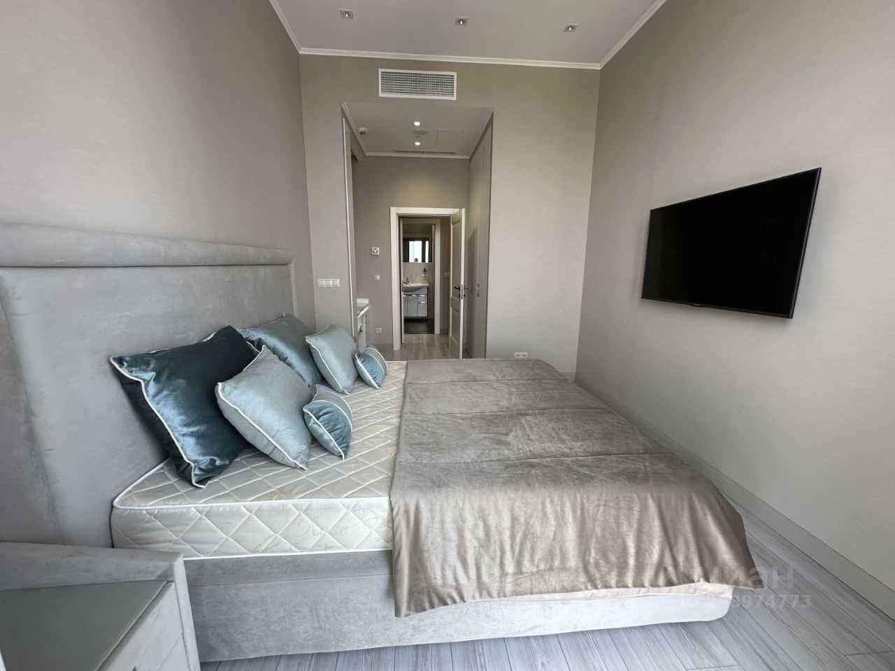 2-комнатная квартира, 63 м² — фотография 2