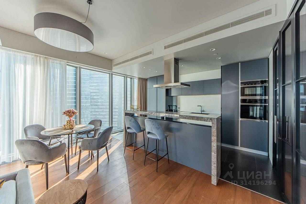 2-комнатная квартира, 92 м² — фотография 2