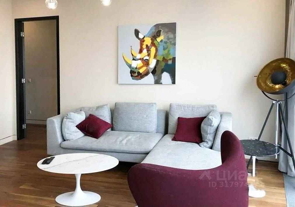 2-комнатная квартира, 79 м² — фотография 3