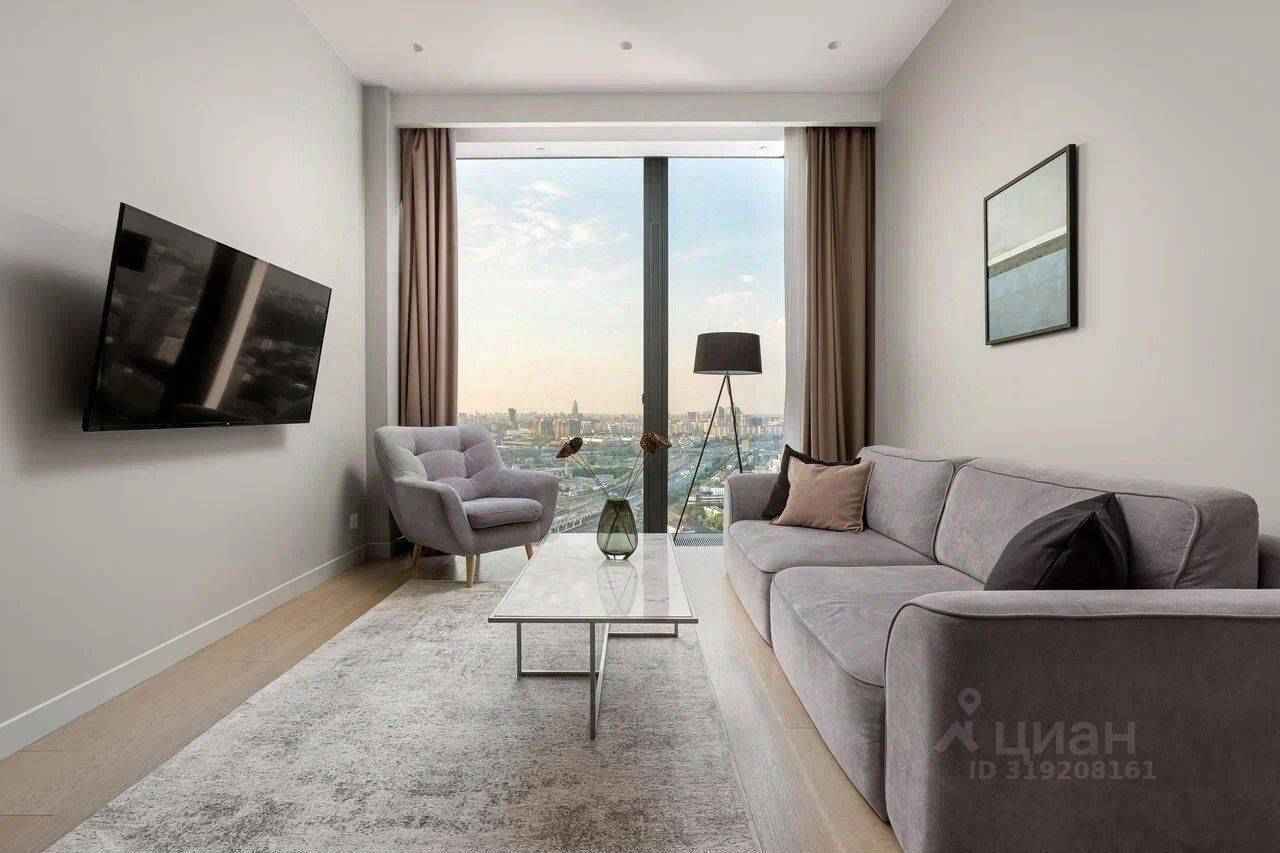 1-комнатная квартира, 65 м² — фотография 2