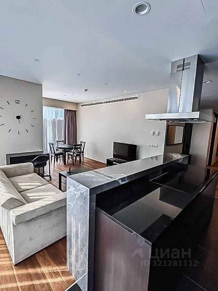 2-комнатная квартира, 92 м² — фотография 3
