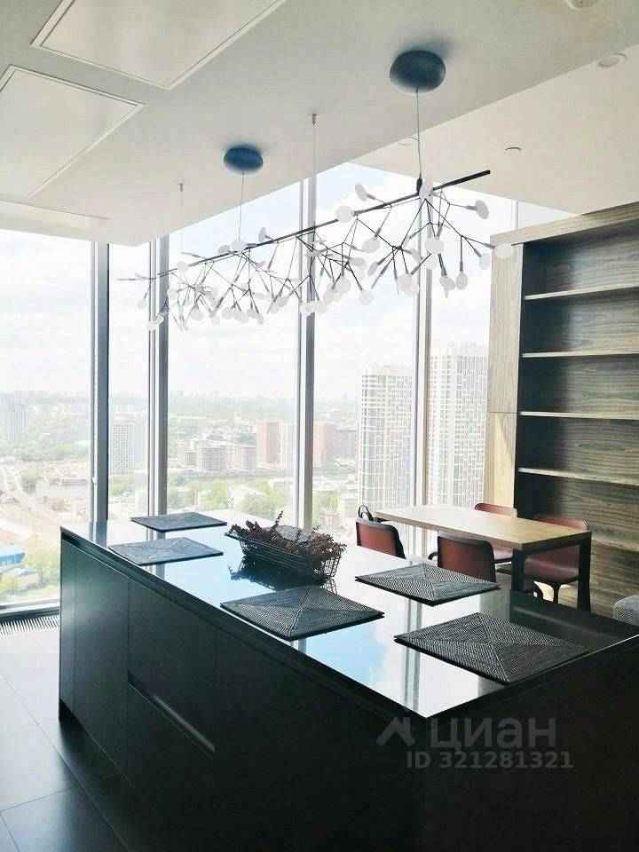 2-комнатная квартира, 104 м²