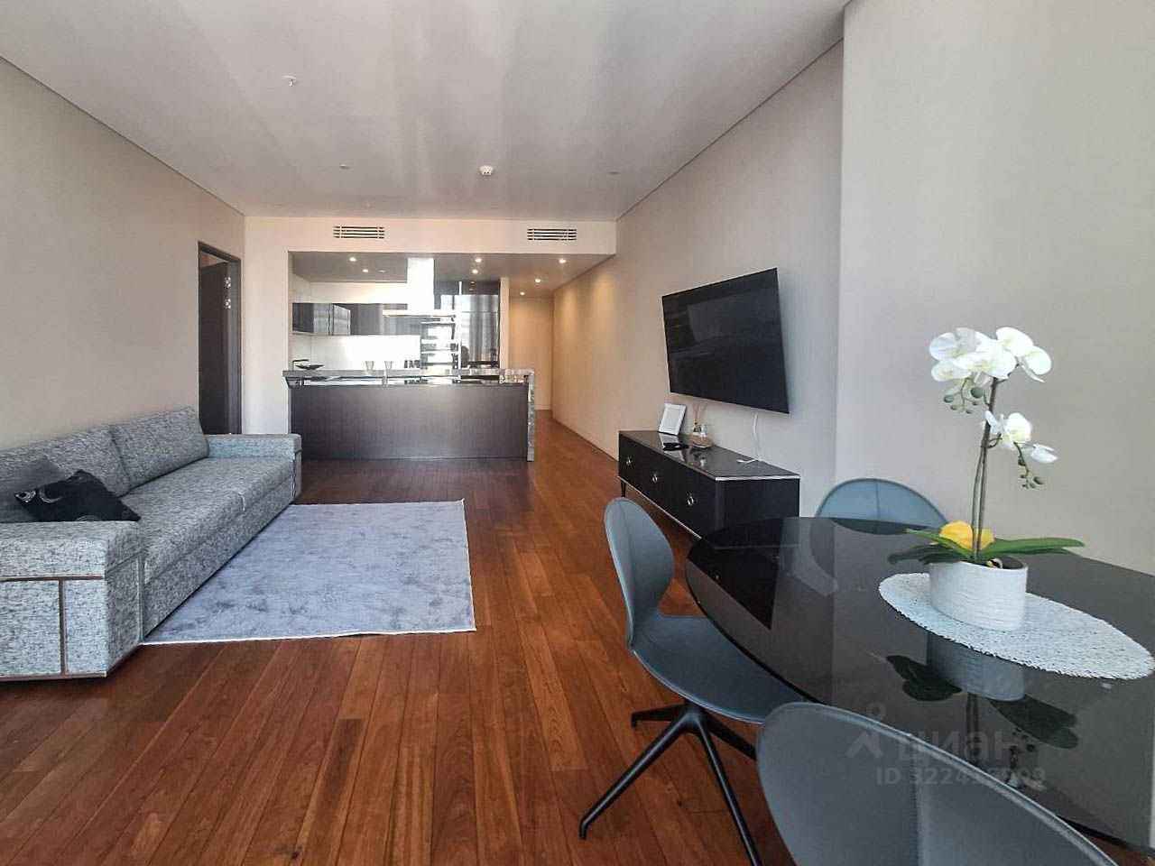 2-комнатная квартира, 92,5 м² — фотография 2
