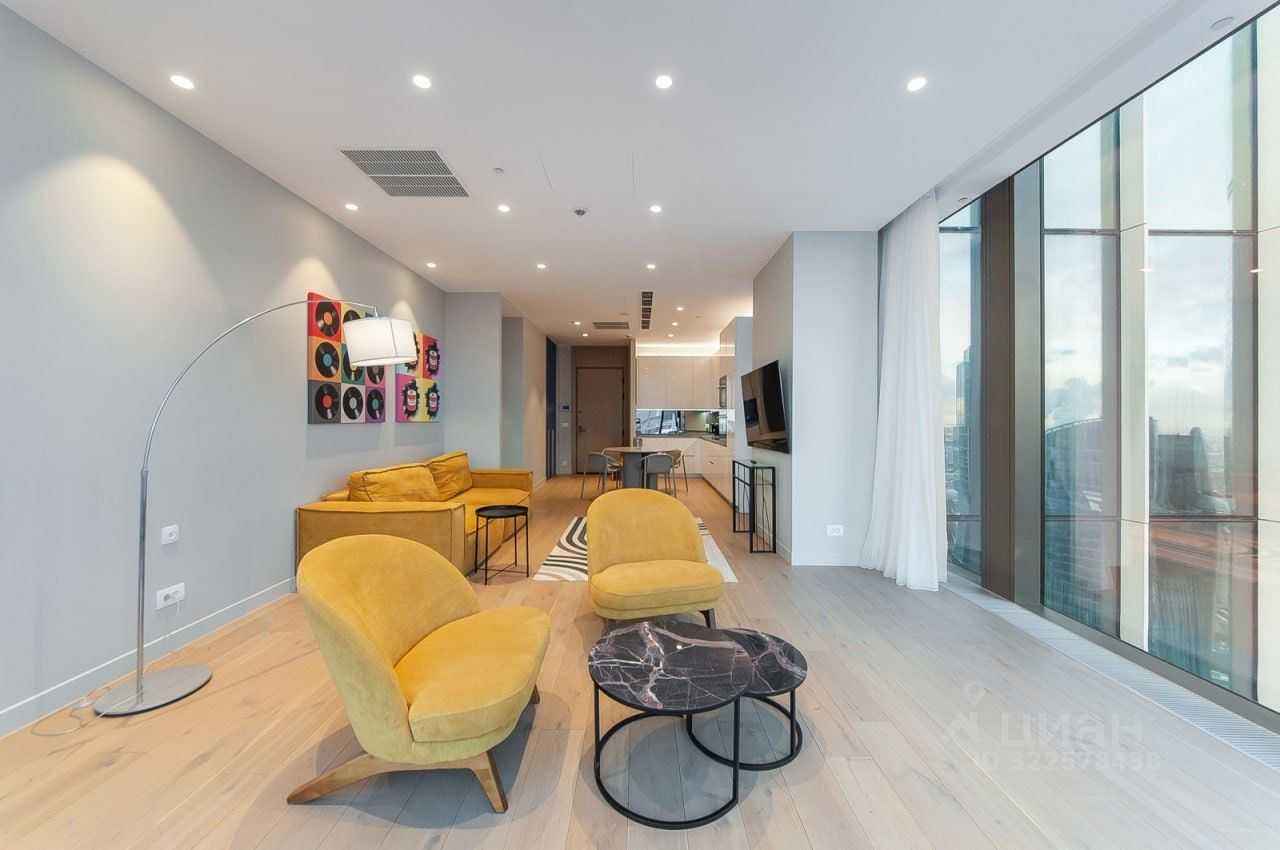 2-комнатная квартира, 68 м² — фотография 2