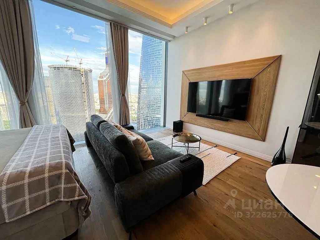 1-комнатная квартира, 50 м² — фотография 2