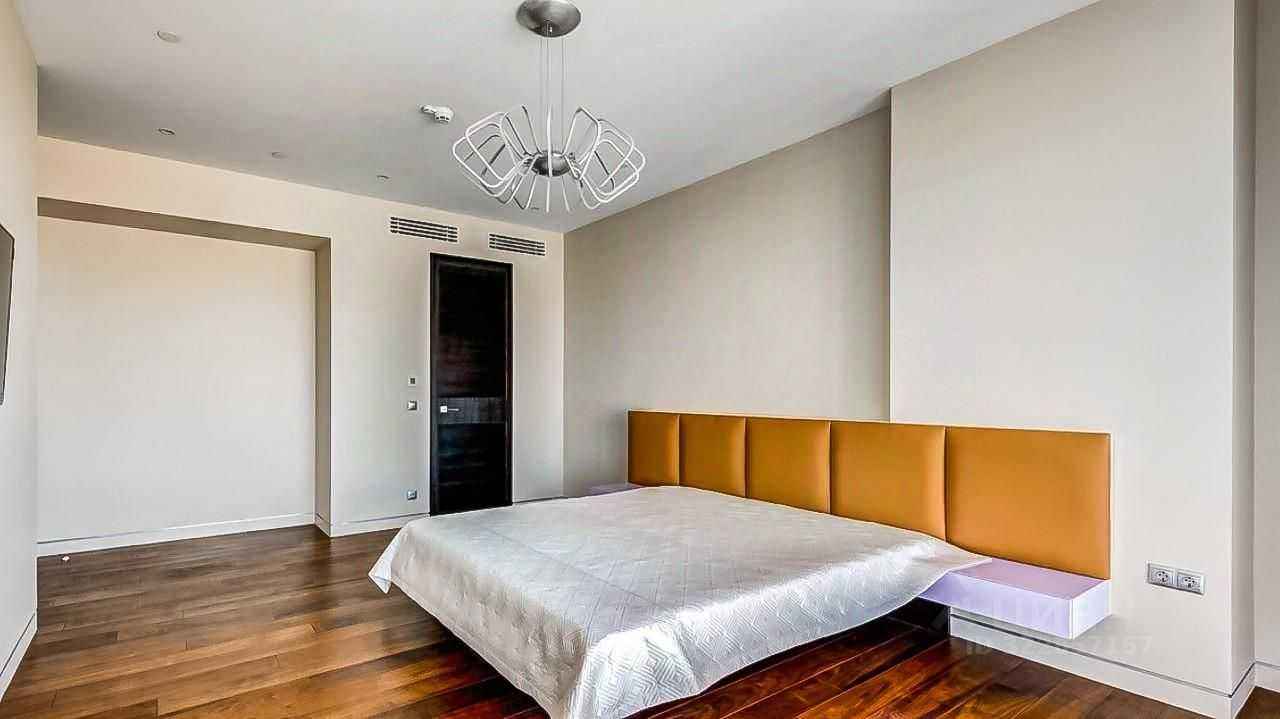 3-комнатная квартира, 180 м² — фотография 3