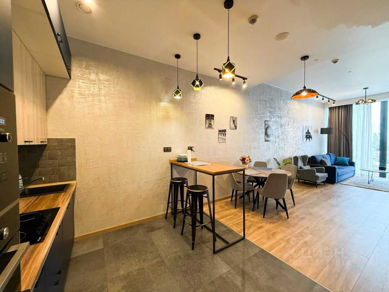 2-комнатная квартира, 72 м² — фотография 2