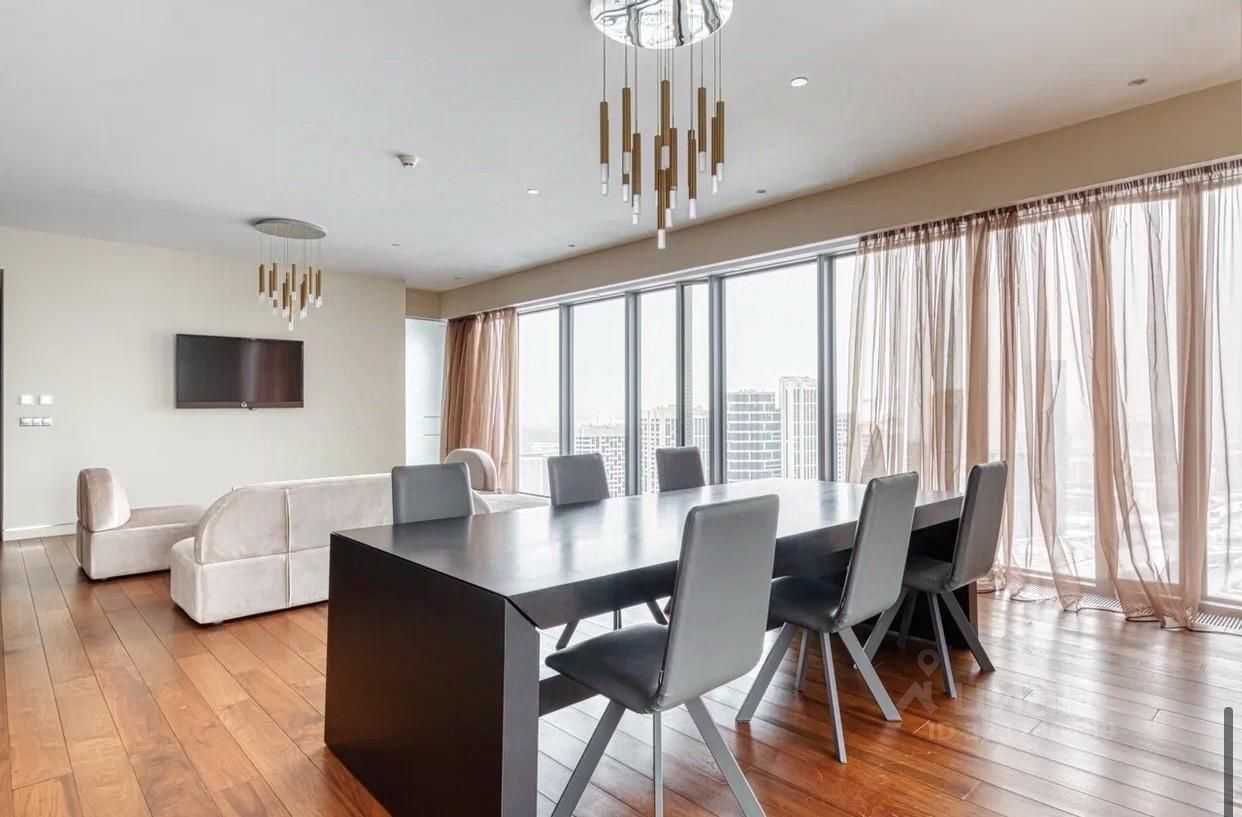 3-комнатная квартира, 190 м² — фотография 2