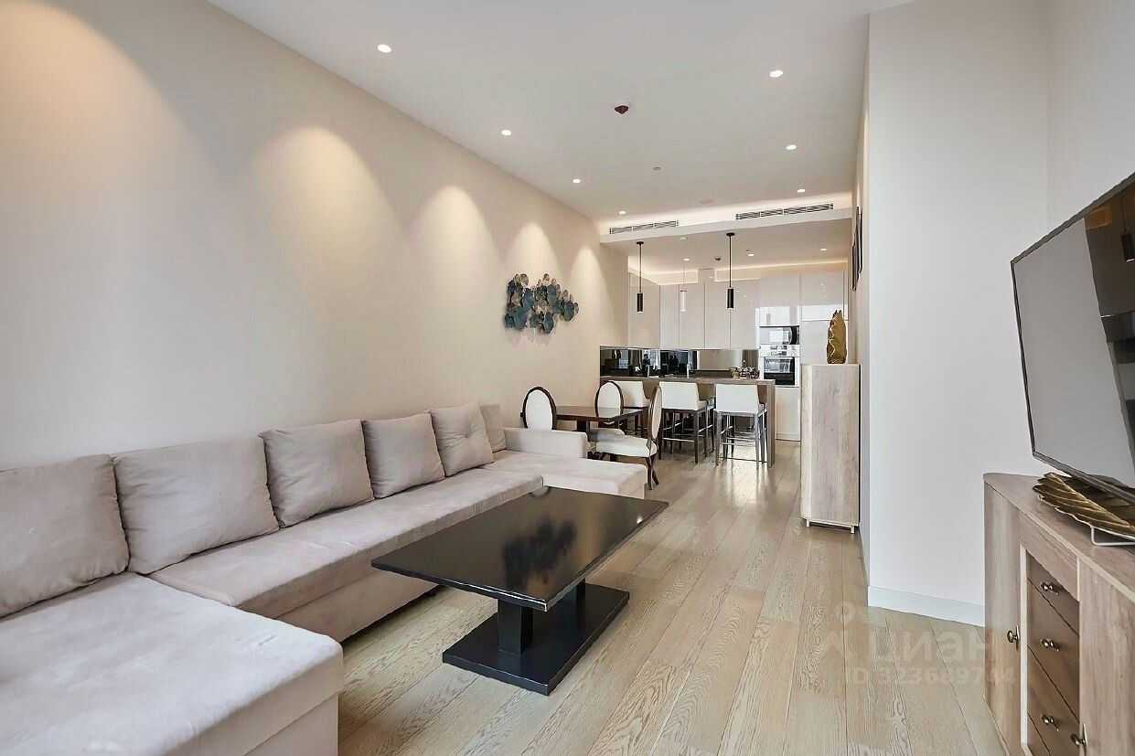 2-комнатная квартира, 75 м² — фотография 2