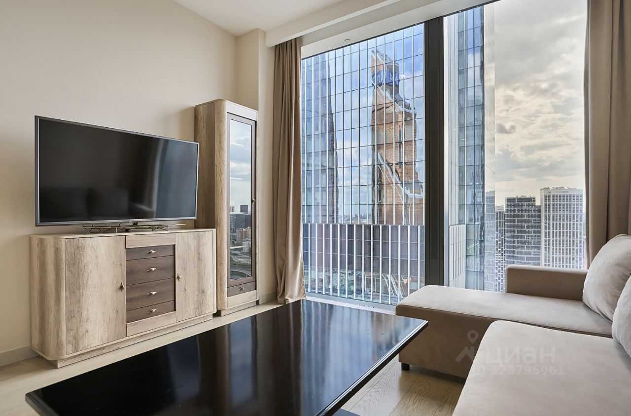 2-комнатная квартира, 78 м² — фотография 2
