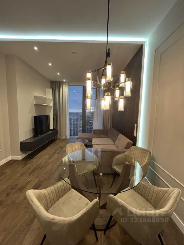 2-комнатная квартира, 71 м² — фотография 3