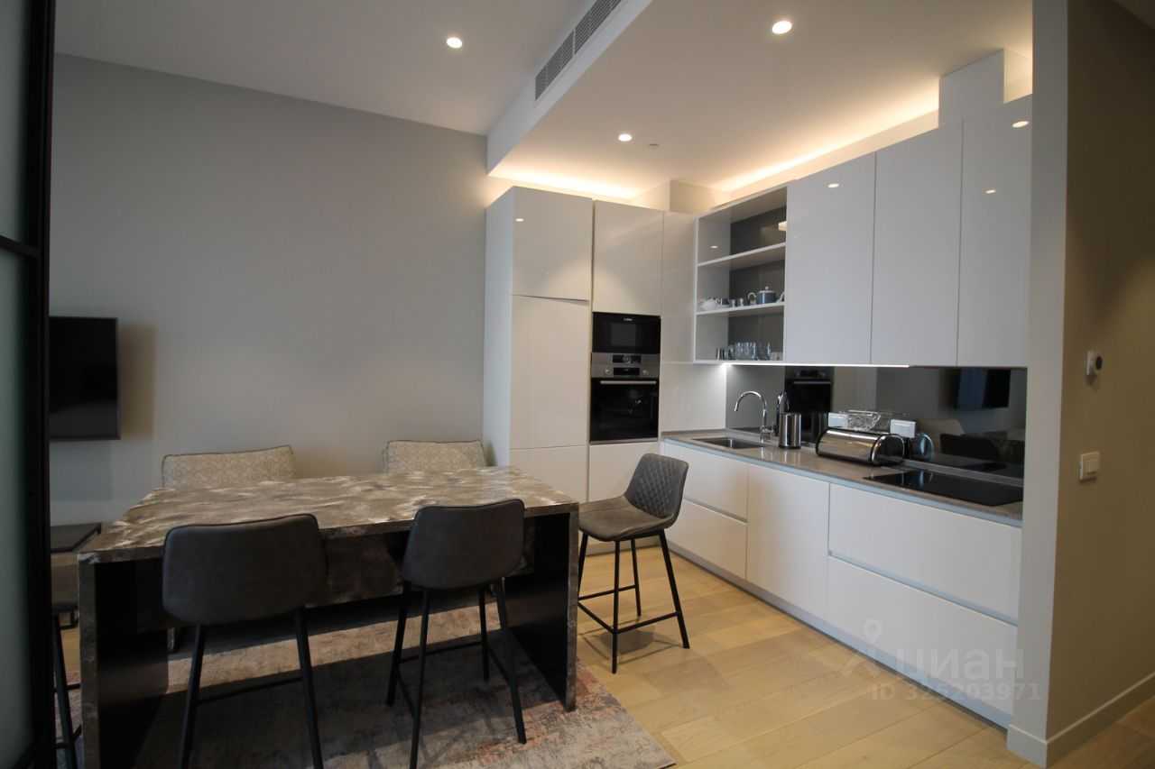 1-комнатная квартира, 52 м² — фотография 3