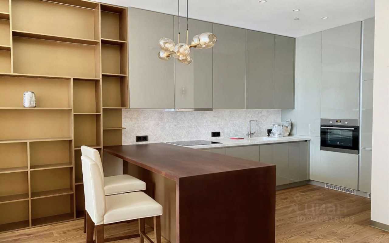 1-комнатная квартира, 62 м² — фотография 2