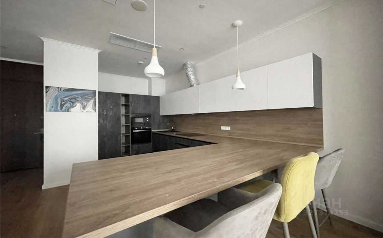 1-комнатная квартира, 62,7 м² — фотография 2