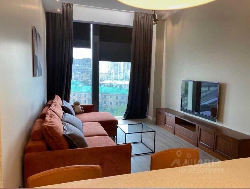 2-комнатная квартира, 62,4 м² — фотография 2